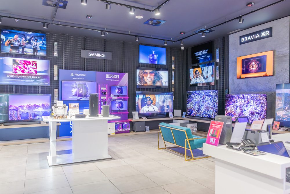 Wnętrze sklepu Sony Centre w M1 Kraków