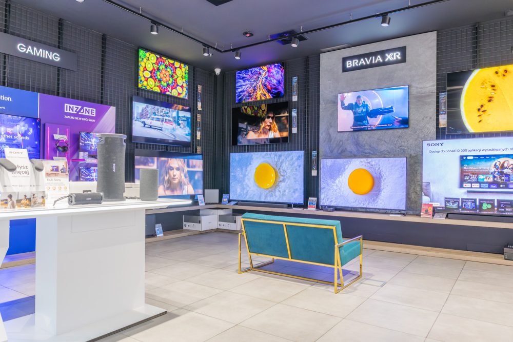 Wnętrze sklepu Sony Centre w M1 Kraków