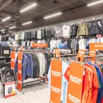 Asortyment sklepu Sports Direct w M1 Kraków