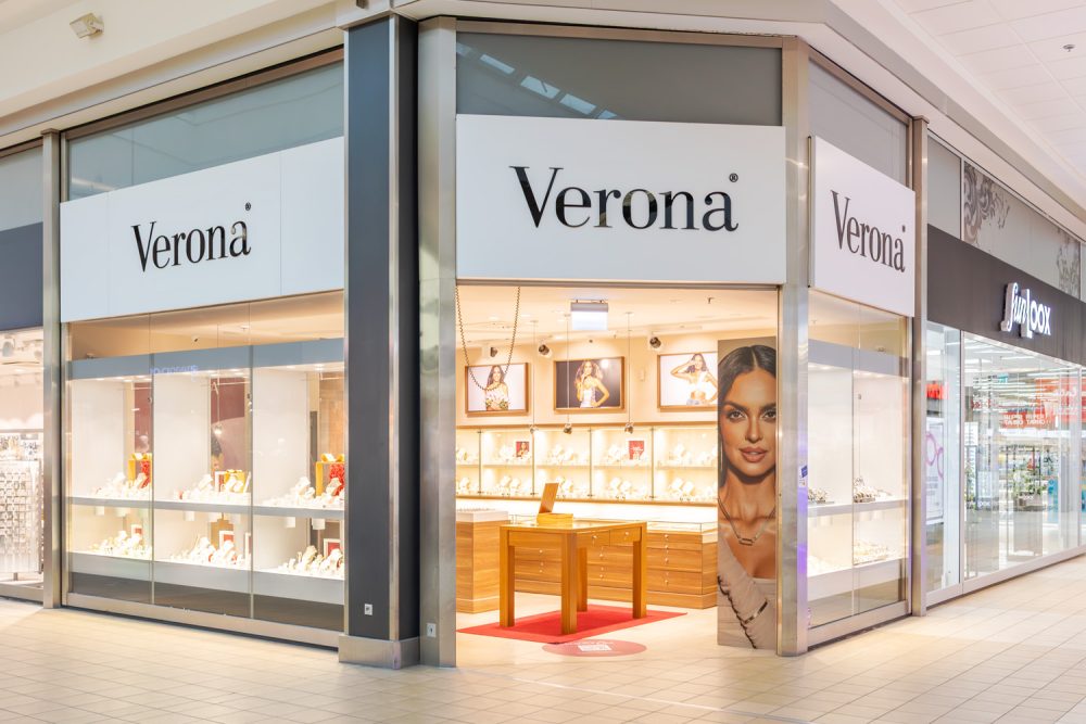 Wejście do salonu biżuterii Verona w M1 Kraków