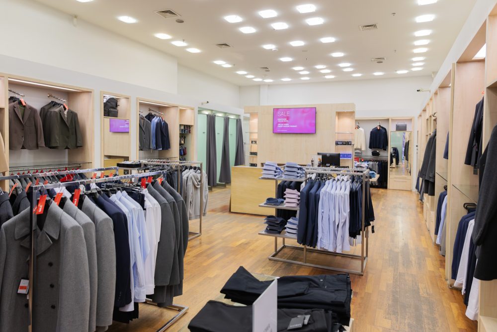 Moda męska w salonie Vistula w M1 Kraków