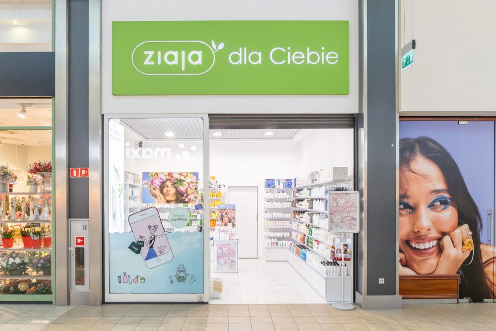 Witryna sklepu Ziaja w M1 Kraków