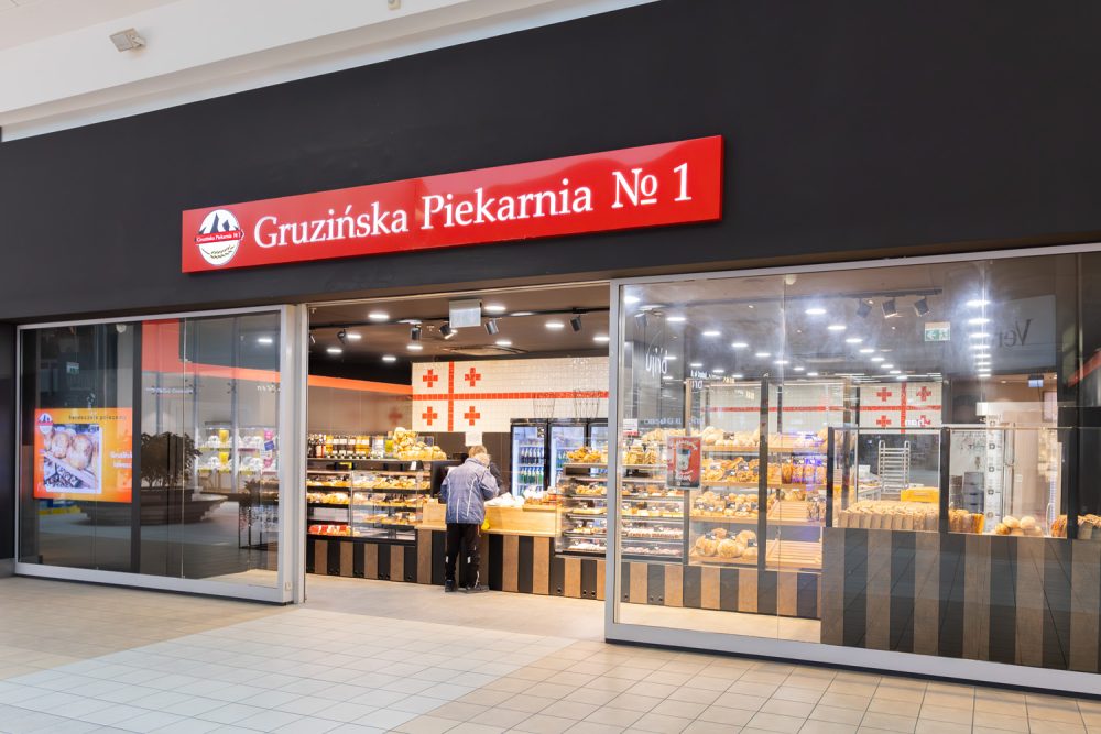 Witryna Gruzińskiej Piekarni w M1 Kraków