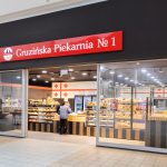 Witryna Gruzińskiej Piekarni w M1 Kraków