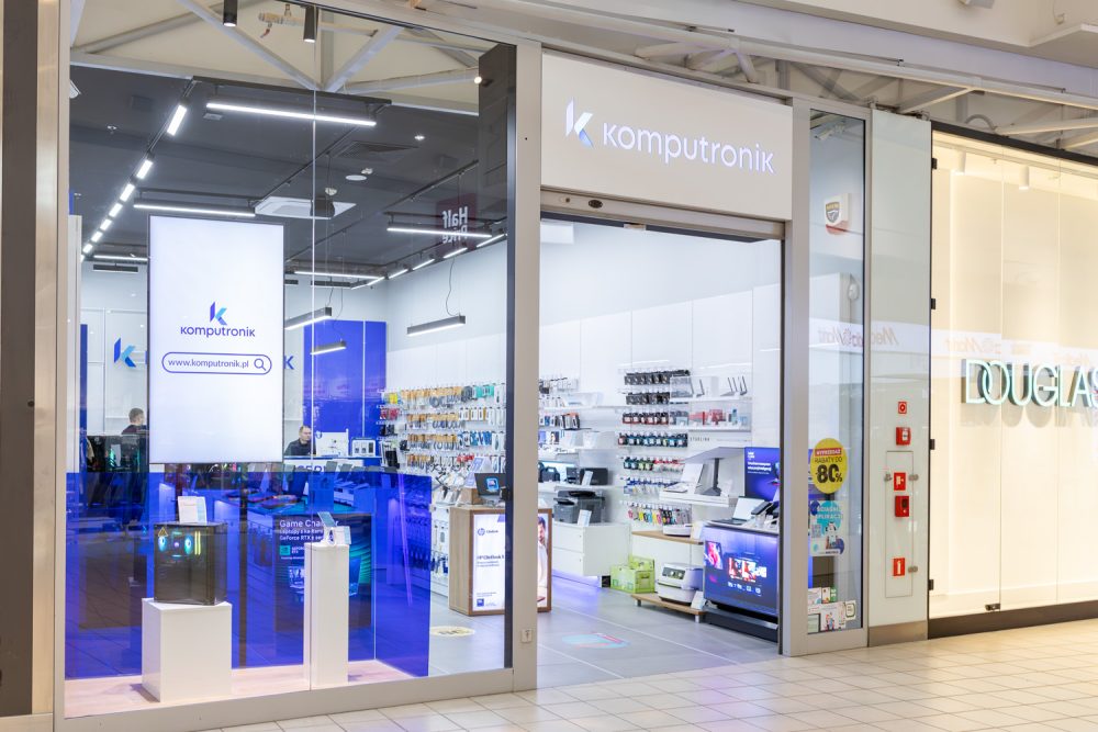 Witryna sklepu Komputronik w M1 Kraków