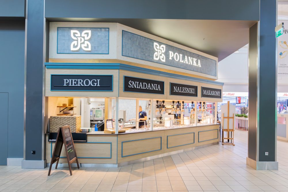 Kasa i lady w restauracji Polanka w M1 Kraków